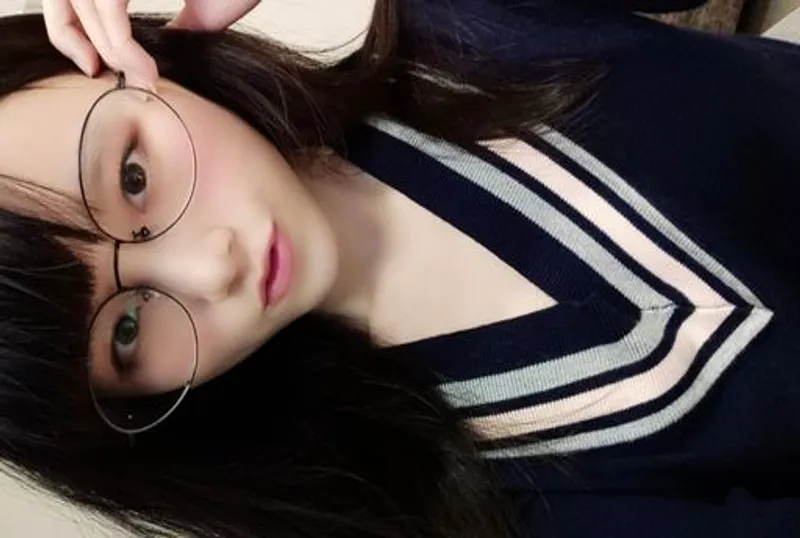 ?眼鏡妹子無碼性愛影片流出?