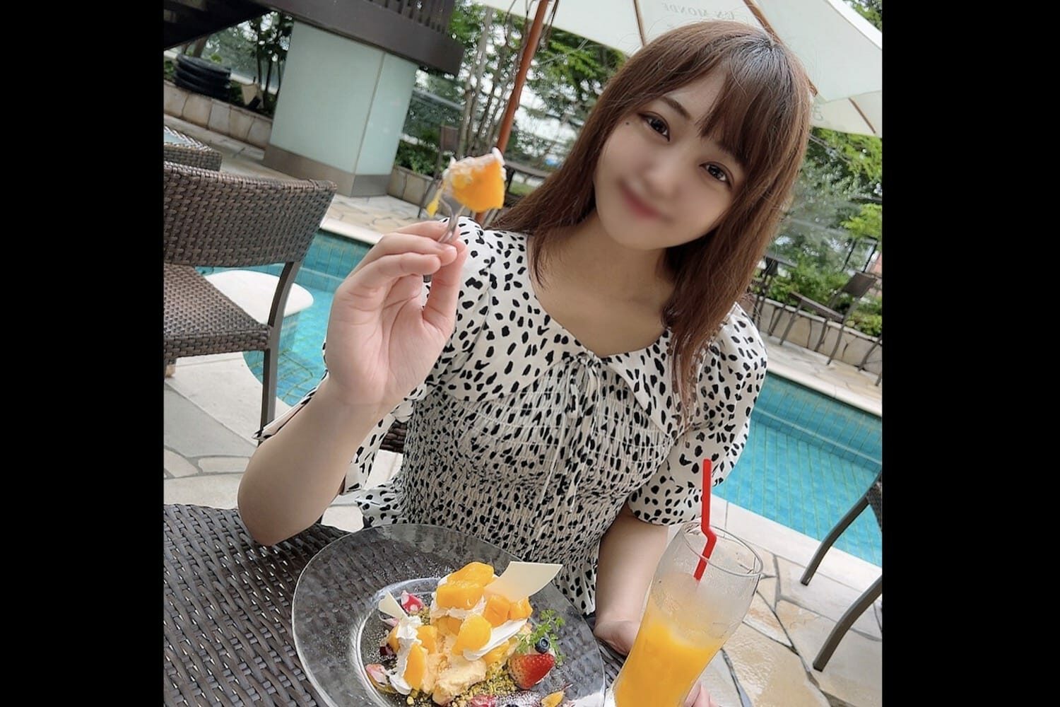 外观·首次拍摄！ ！ ``我告诉过你不要进去…&#039;&#039; 烹饪班养家糊口的善良女大学生乖巧的身体连射两次！ ！