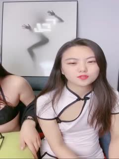 SSS极品性感双飞正妹.